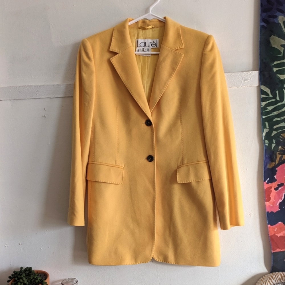 Escada 100% Cashmere Yellow Blazer Jacket Vintage